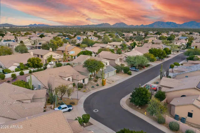 $975,000 | 4564 East Chisum Trail, Phoenix, AZ 85050