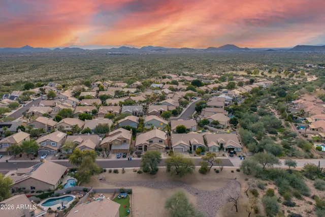 $975,000 | 4564 East Chisum Trail, Phoenix, AZ 85050