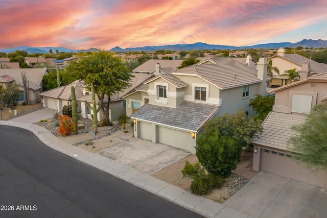 $975,000 | 4564 East Chisum Trail, Phoenix, AZ 85050