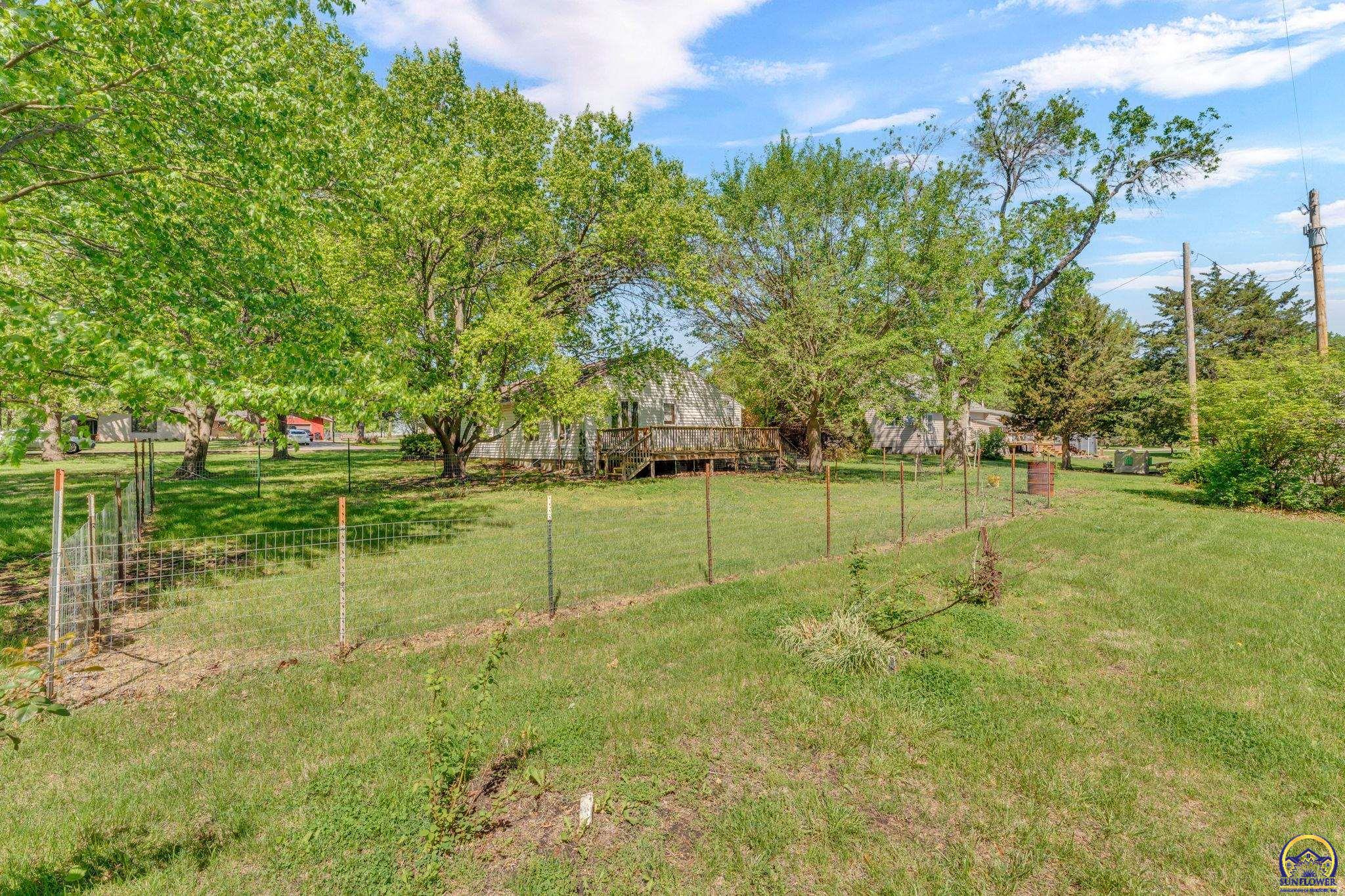 2008 Southwest Broadview Drive Topeka, KS 66615 - Photo 23 of 26