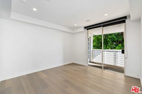 $985,000 | 1129 Larrabee Street, Unit 6, West Hollywood, CA 90069