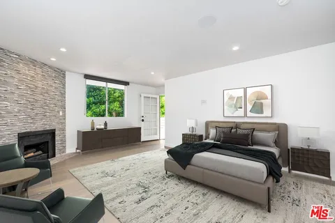 $985,000 | 1129 Larrabee Street, Unit 6, West Hollywood, CA 90069