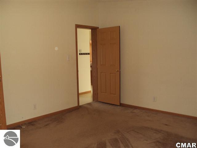 4791 South Wise Road Shepherd, MI 48883 - Photo 11 of 25 1773002-10.JPG