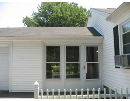 9 Welland Road Springfield, MA 01151 - Photo 4 of 18 Gallery Image 4