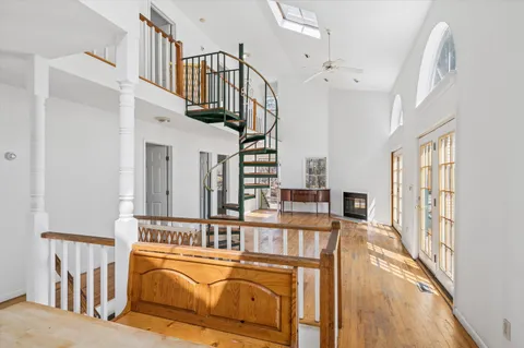 $849,000 | 221 East Montauk Highway, Hampton Bays, NY 11946