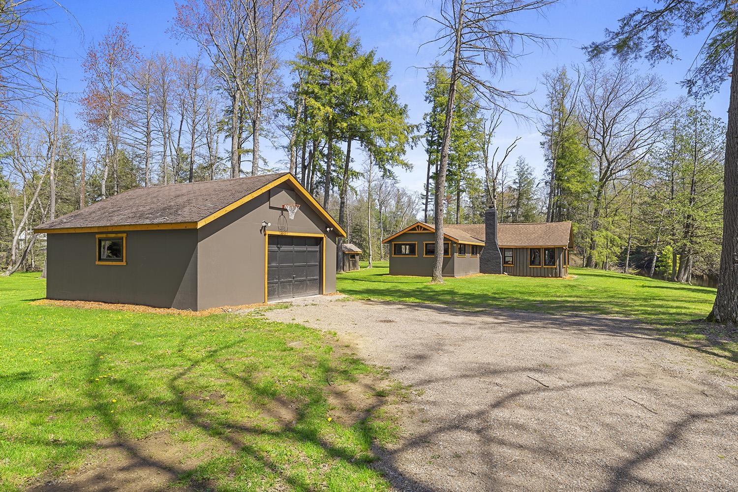 12409 Poquette Lane Suring, WI 54174 - Photo 16 of 37