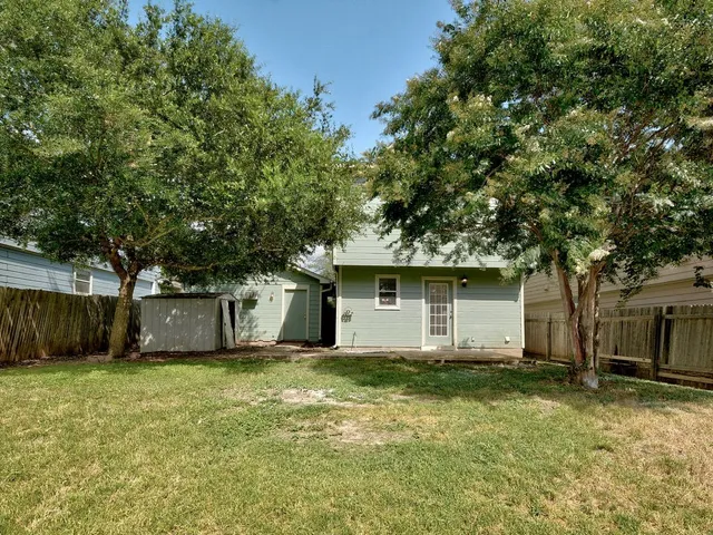$1,750 | 13600 Briarcreek Loop, Manor, TX 78653