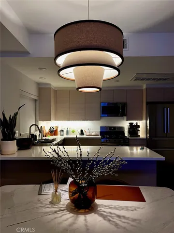 $980,000 | 1245 North New Hampshire Avenue, Unit 4, Los Angeles, CA 90029