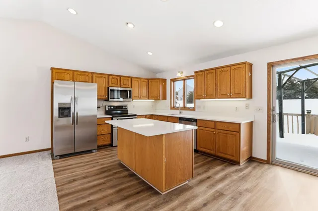 $380,000 | 1637 87th Avenue, Hammond, WI 54015