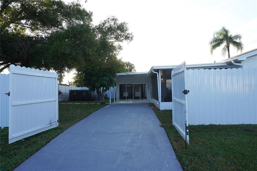 6314 Keller Drive Port Richey, FL 34668 - Photo 17 of 36