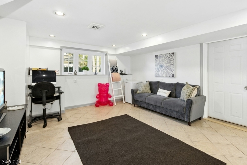 14 Brookdale Road Cranford, NJ 07016 - Photo 12 of 29