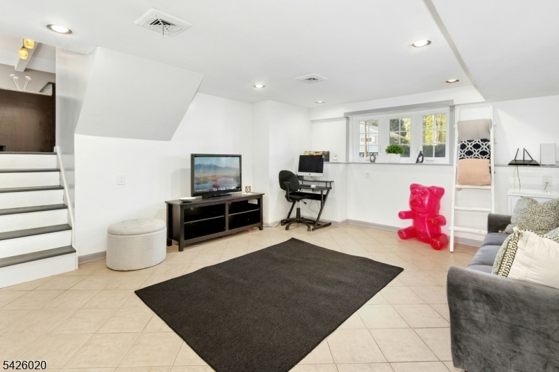 14 Brookdale Road Cranford, NJ 07016 - Photo 13 of 29