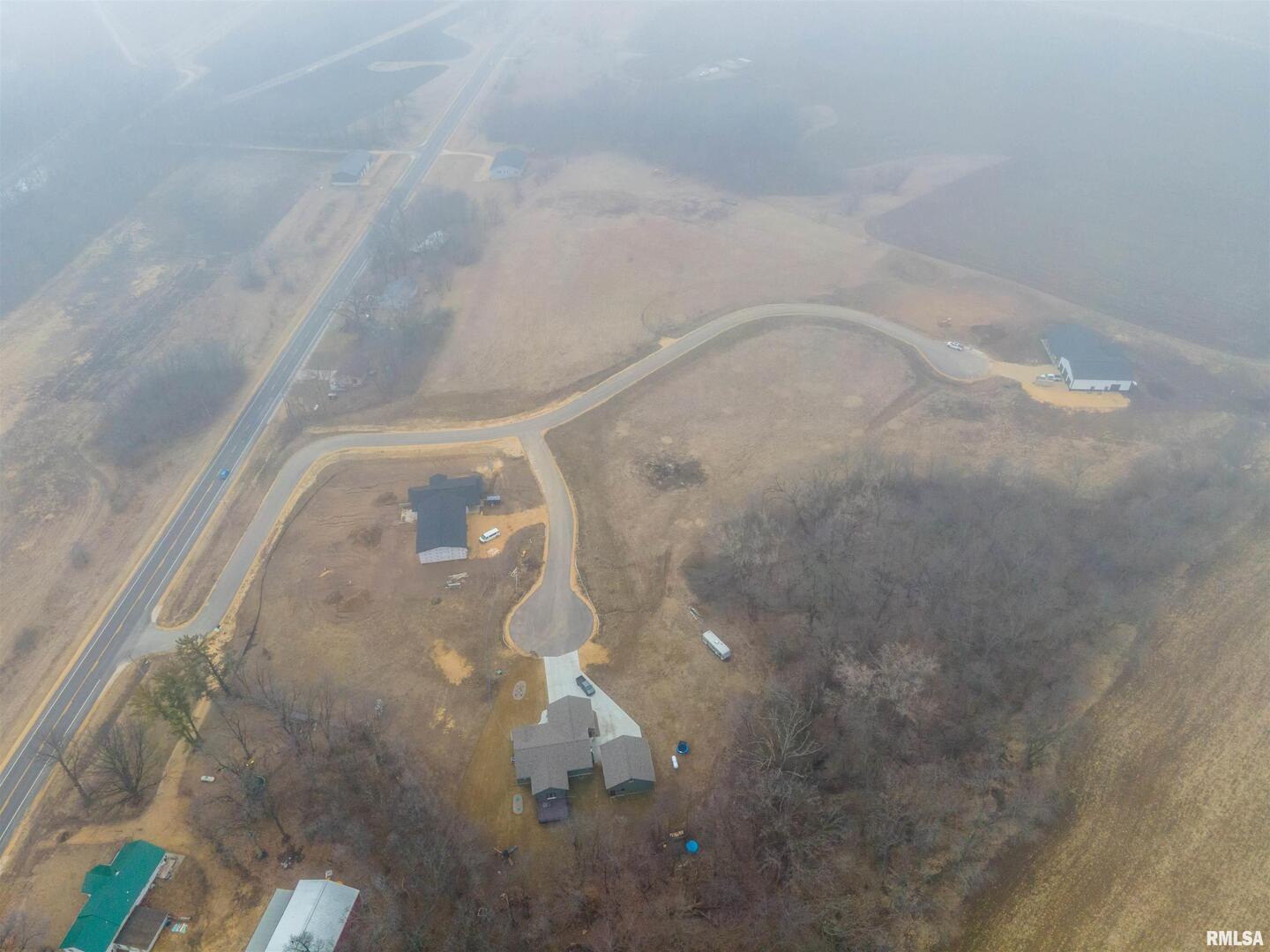 4033 Eden Court Camanche, IA 52730 - Photo 5 of 8