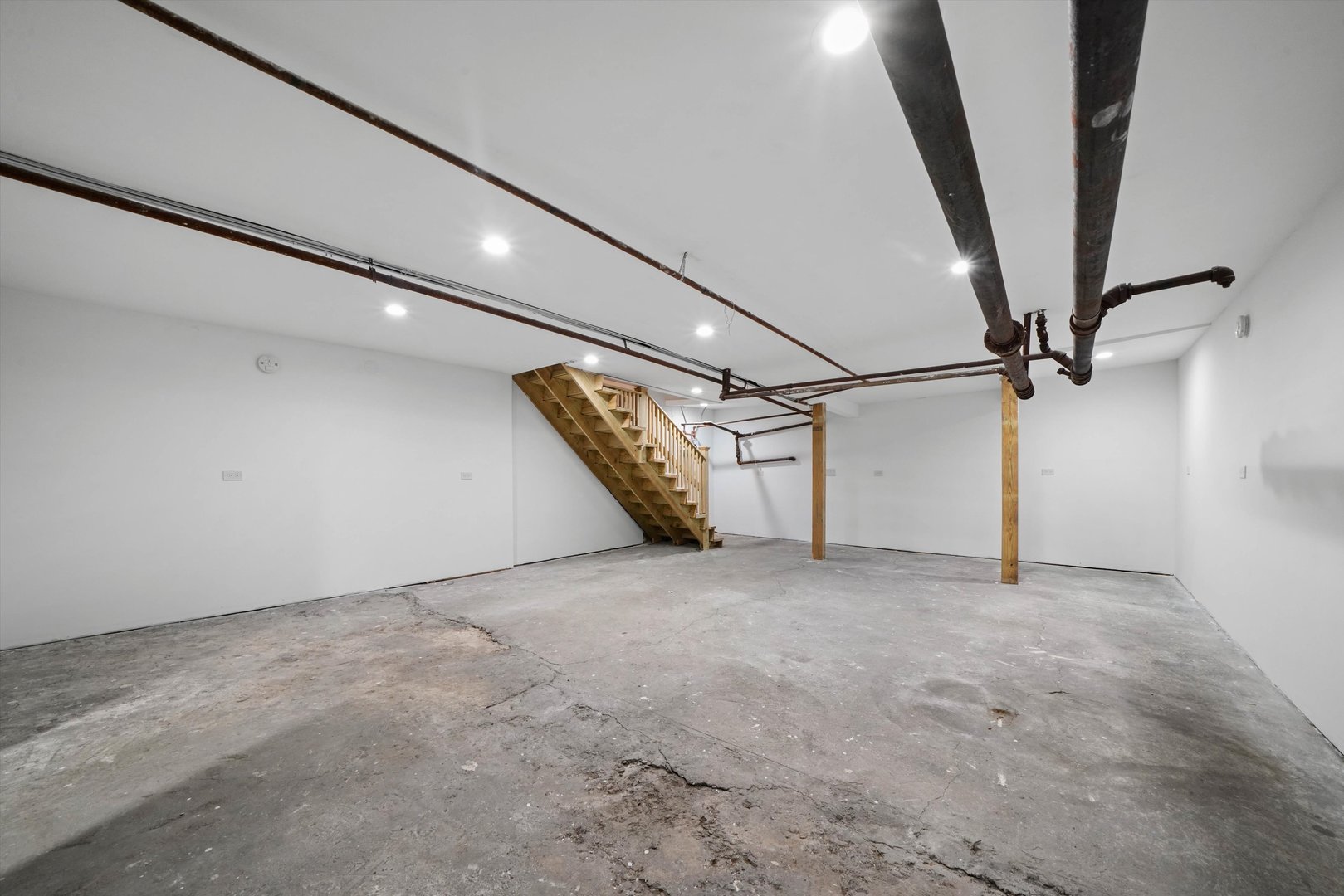 2140 West Cermak Road Chicago, IL 60608 - Photo 26 of 43