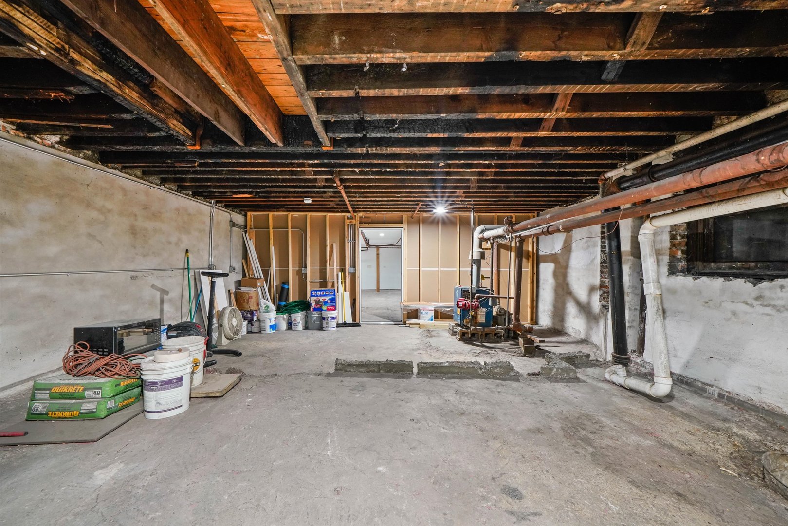 2140 West Cermak Road Chicago, IL 60608 - Photo 28 of 43 a view of gym with garage