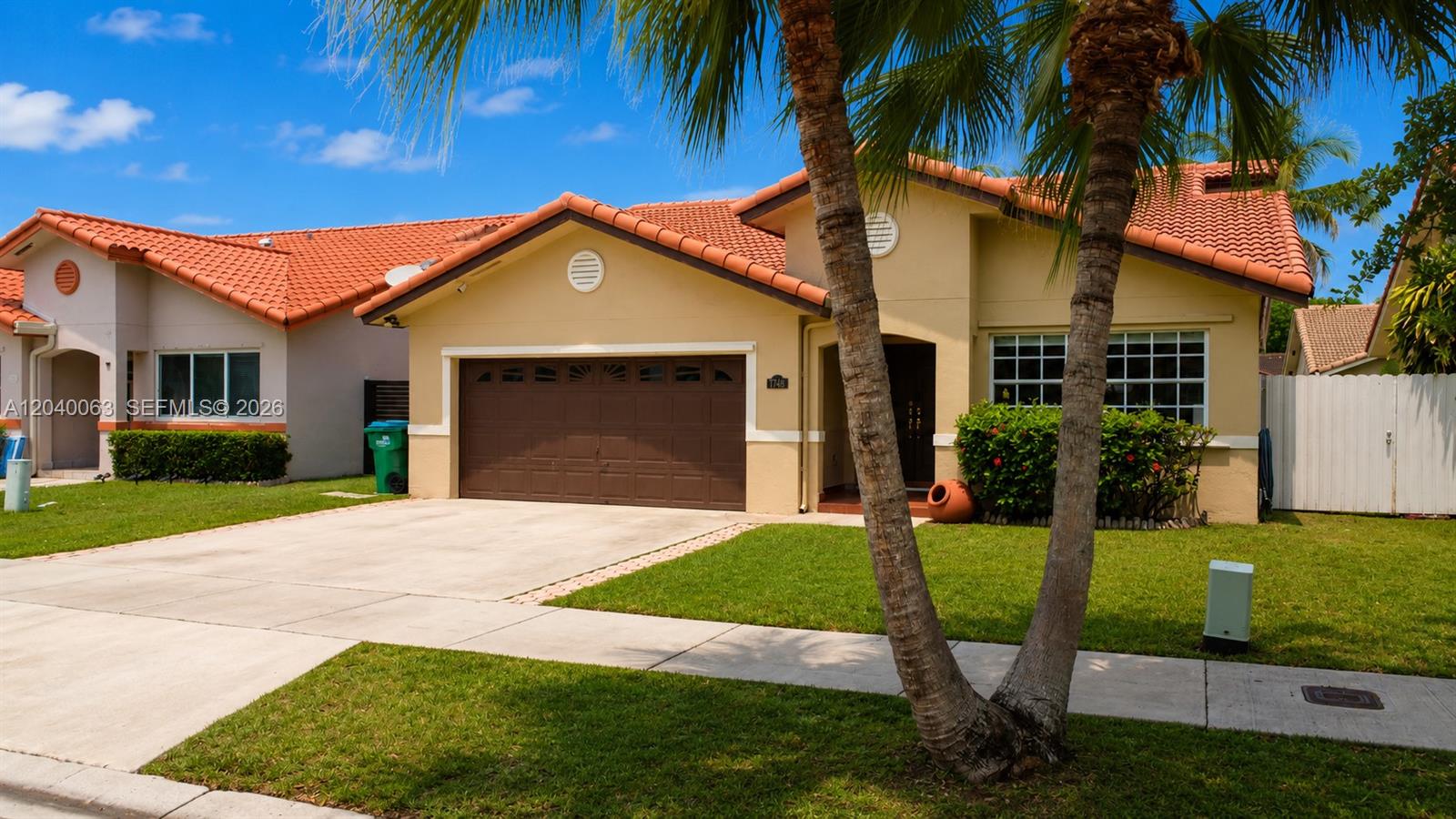 7743 Southwest 157th Place Miami, FL 33193 - Photo 3 of 30