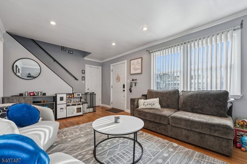 37 Mary Street Lodi, NJ 07644 - Photo 12 of 28