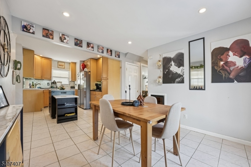 37 Mary Street Lodi, NJ 07644 - Photo 5 of 28