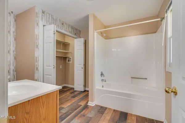 $199,000 | 111 West E Street, Elizabethton, TN 37643