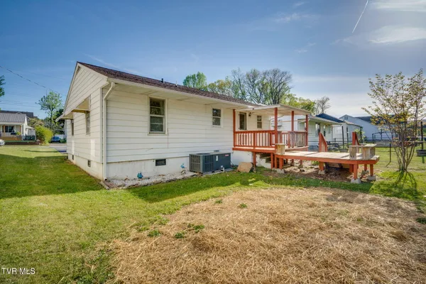 $199,000 | 111 West E Street, Elizabethton, TN 37643