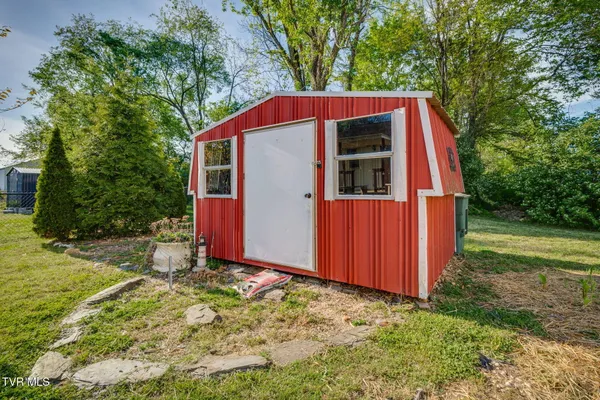 $199,000 | 111 West E Street, Elizabethton, TN 37643