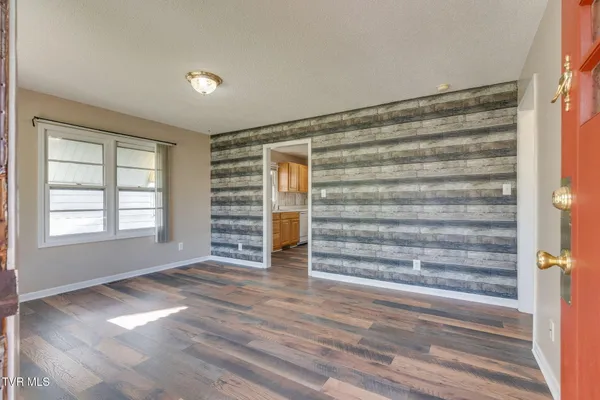 $199,000 | 111 West E Street, Elizabethton, TN 37643