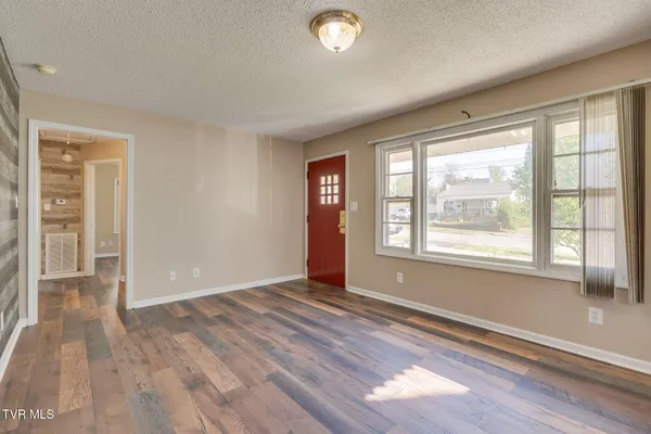 $199,000 | 111 West E Street, Elizabethton, TN 37643