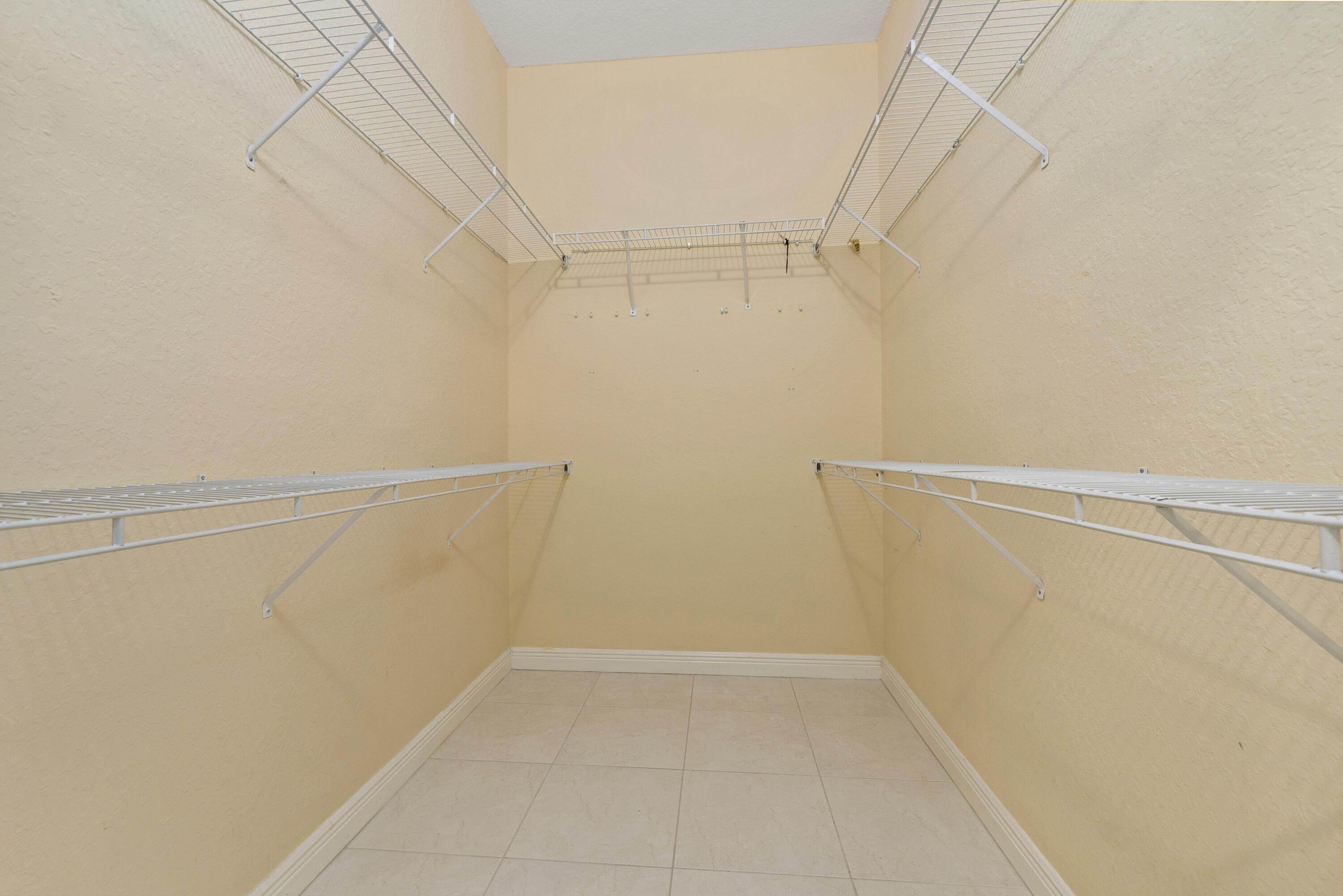 2716 Southeast Kern Road Port St. Lucie, FL 34984 - Photo 22 of 43 DSC08287