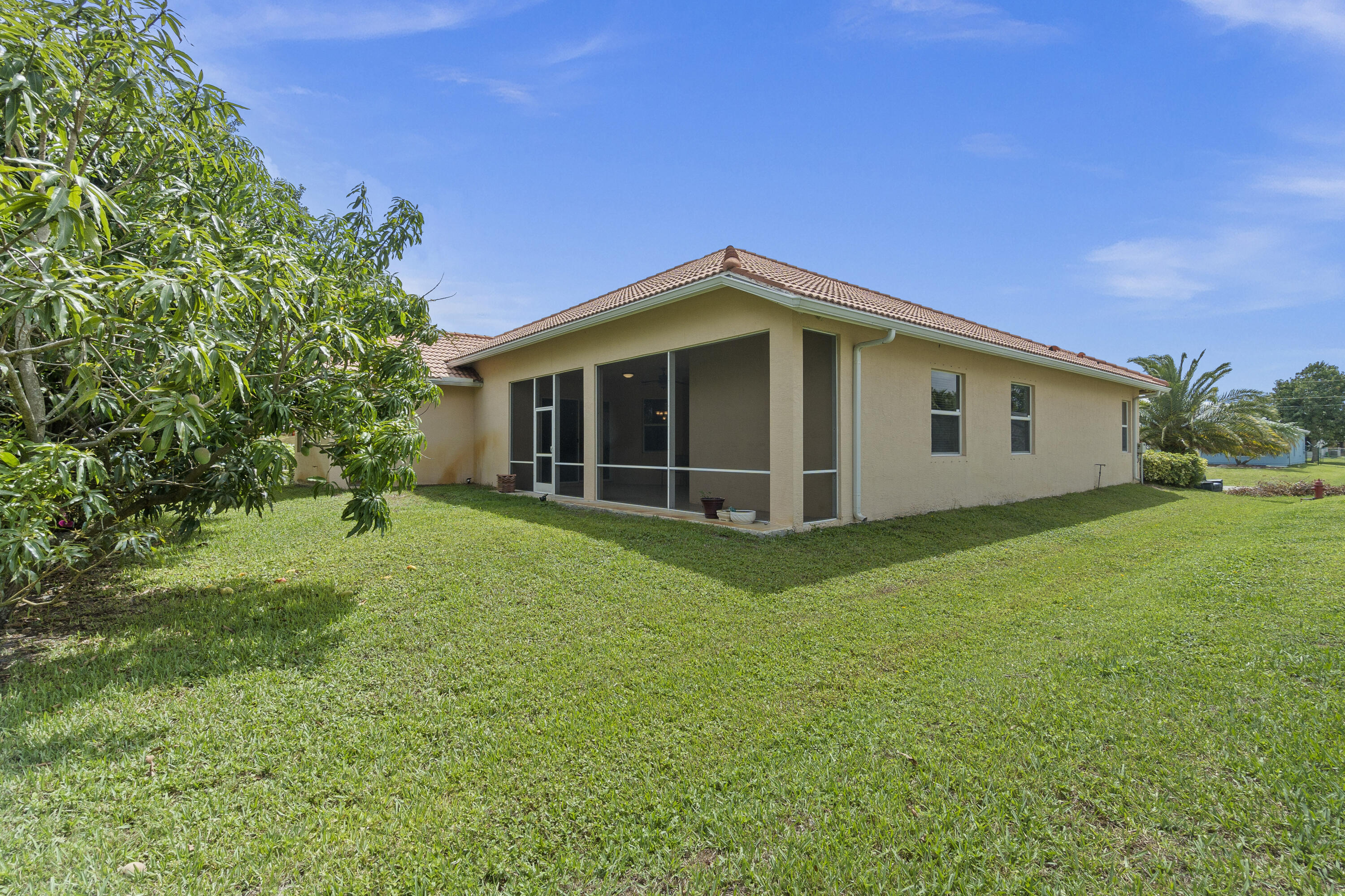 2716 Southeast Kern Road Port St. Lucie, FL 34984 - Photo 36 of 43 DSC08418