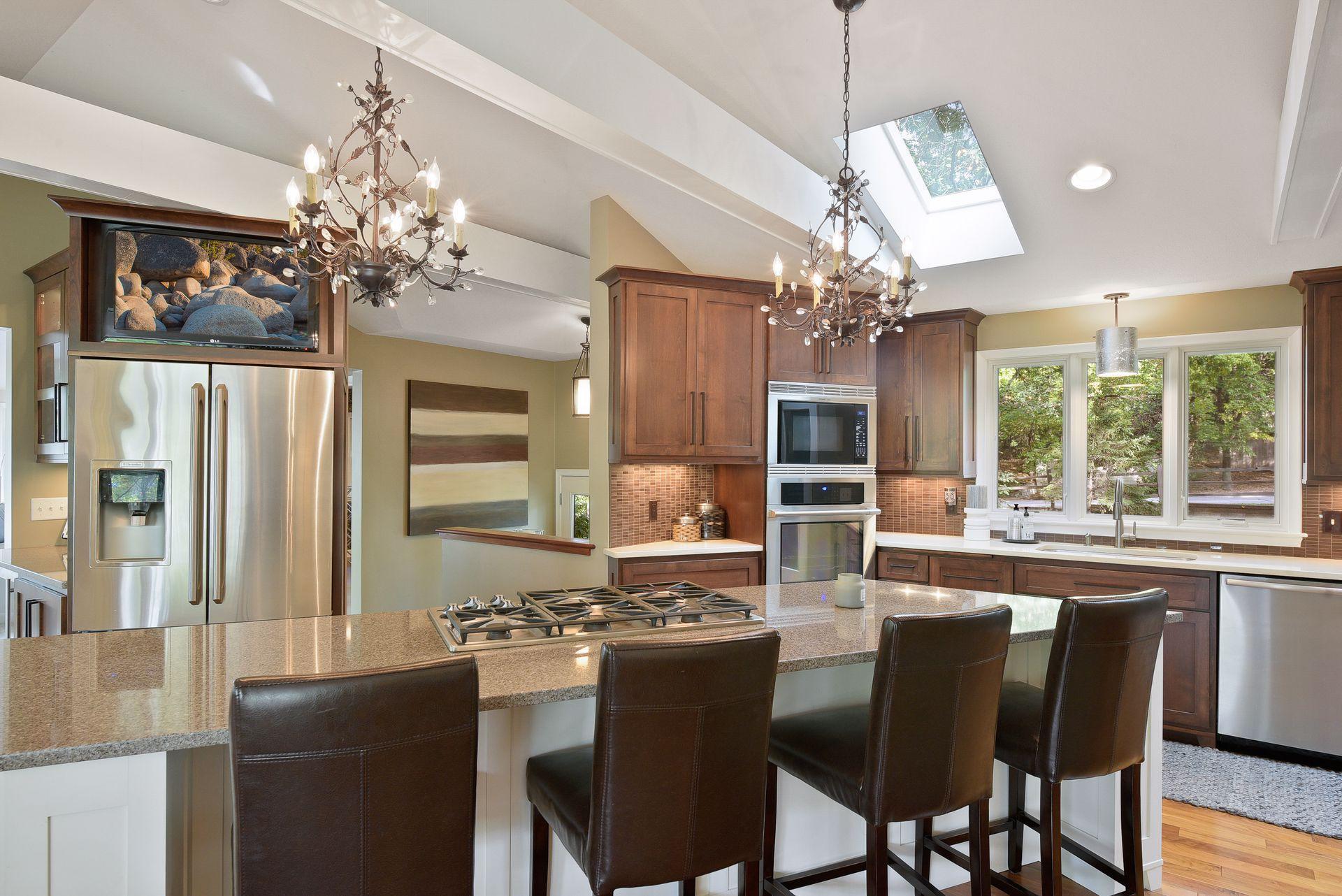 4608 Williston Road Minnetonka, MN 55345 - Photo 12 of 52 Gallery Image 12