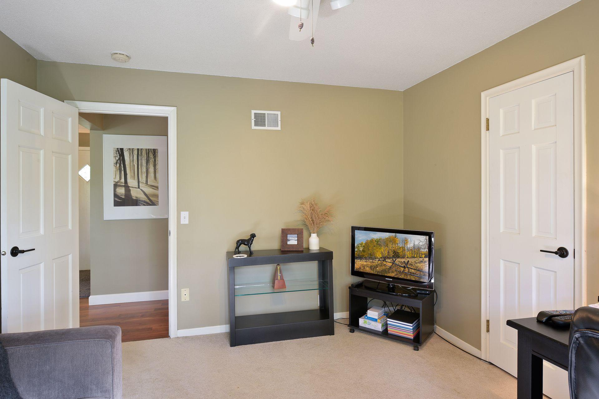 4608 Williston Road Minnetonka, MN 55345 - Photo 23 of 52 Gallery Image 23