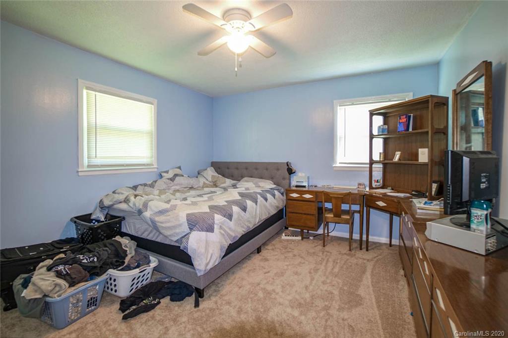 3315 Valley Grove Road Charlotte, NC 28227 - Photo 8 of 15 Gallery Image 8
