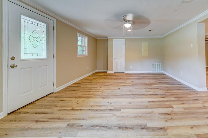 5426 Huff's Bridge Road Dearing, GA 30808 - Photo 4 of 41