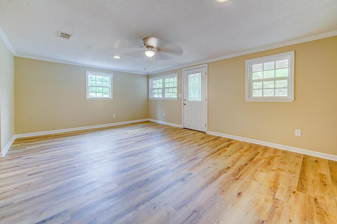 5426 Huff's Bridge Road Dearing, GA 30808 - Photo 5 of 41
