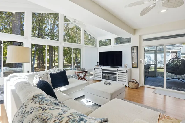 $445,000 | 115 Fort Beauregard Lane, Bluffton, SC 29909