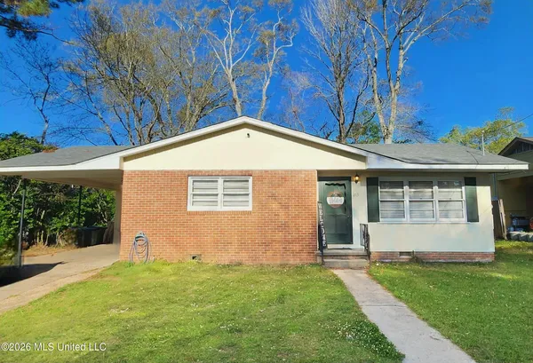 $117,900 | 213 Holly Drive, Natchez, MS 39120