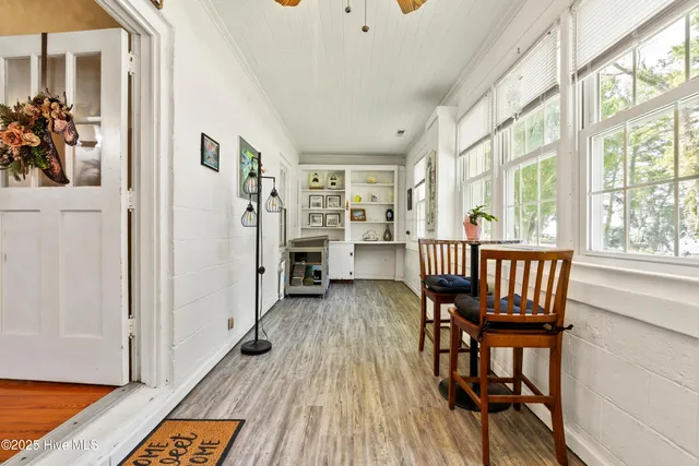 $310,000 | 102 Lakeshore Drive, Lake Waccamaw, NC 28450