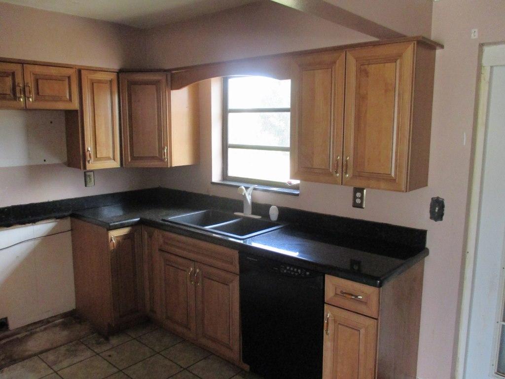 311 West 24th Street Riviera Beach, FL 33404 - Photo 3 of 14 Kitchen