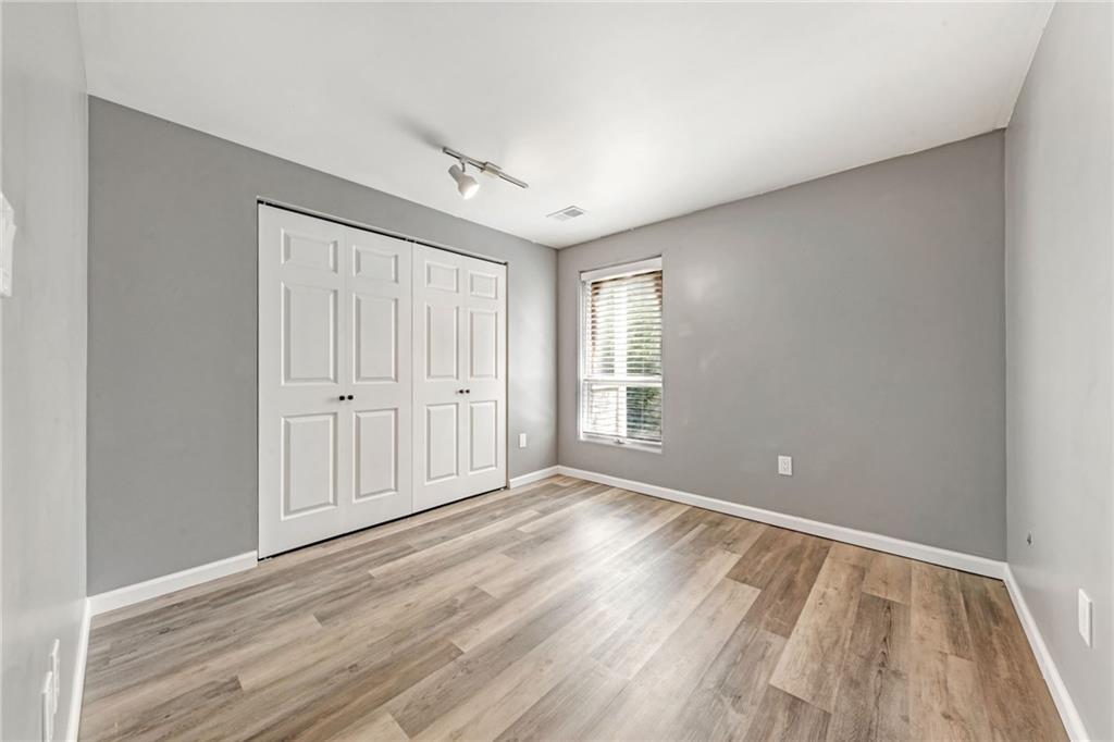 2212 Kenzie Road Pittsburgh, PA 15205 - Photo 12 of 22