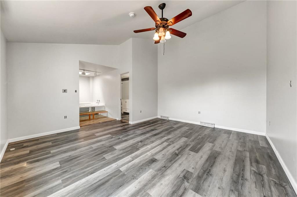 2212 Kenzie Road Pittsburgh, PA 15205 - Photo 18 of 22