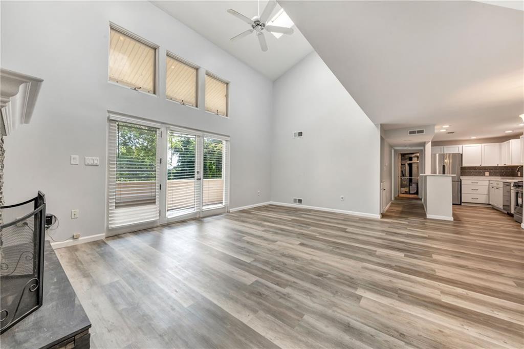 2212 Kenzie Road Pittsburgh, PA 15205 - Photo 5 of 22