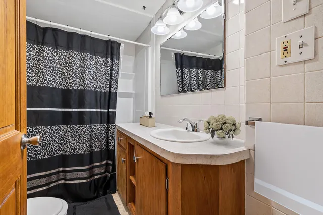 $530,000 | 5 Oak Place, Biddeford, ME 04005