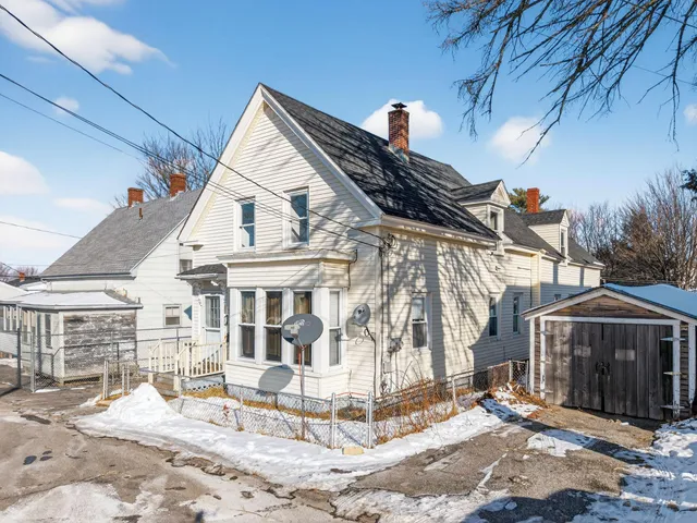 $530,000 | 5 Oak Place, Biddeford, ME 04005