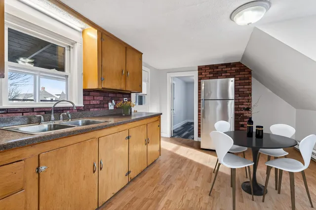 $530,000 | 5 Oak Place, Biddeford, ME 04005