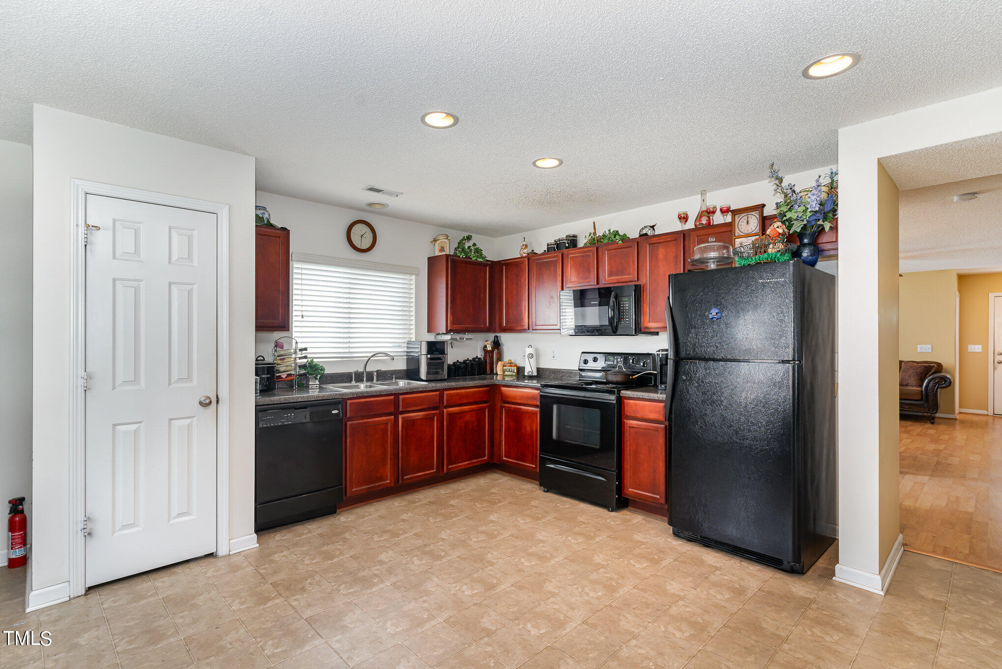 3749 Tryon Ridge Drive Raleigh, NC 27610 - Photo 12 of 26 db12