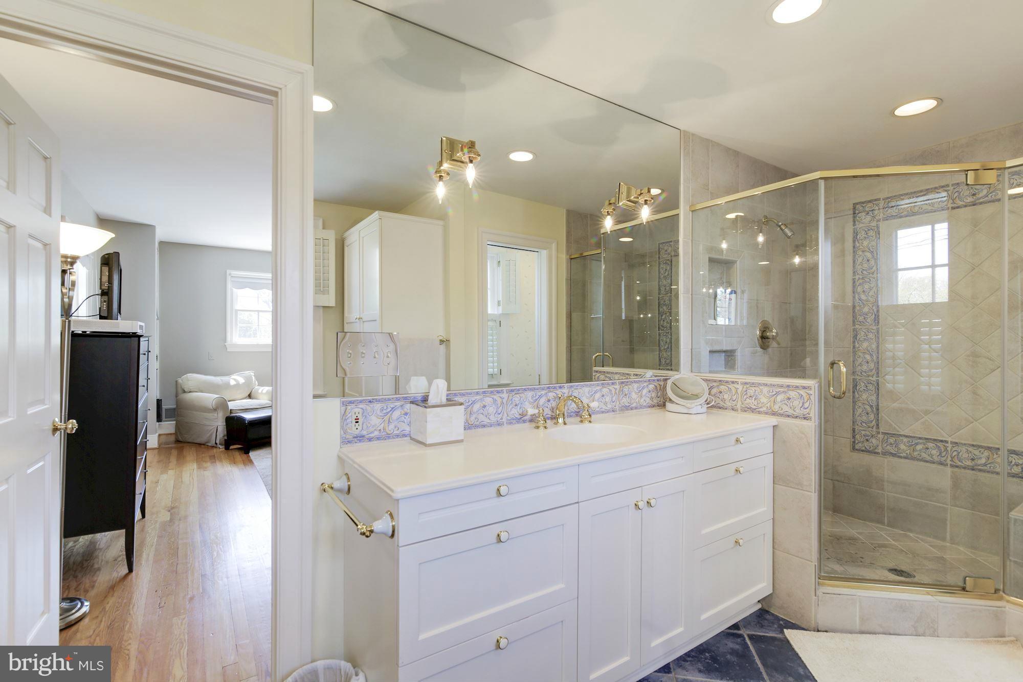 3300 Rittenhouse Street Northwest Washington, DC 20015 - Photo 21 of 30 Bath (Master)