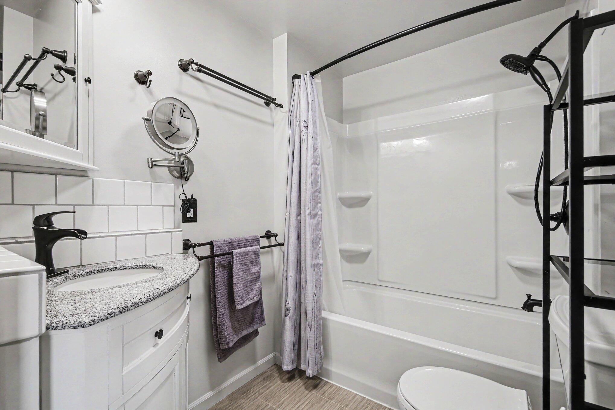 6406 South Ravenna Road Ravenna, MI 49451 - Photo 10 of 60 010_file_1818