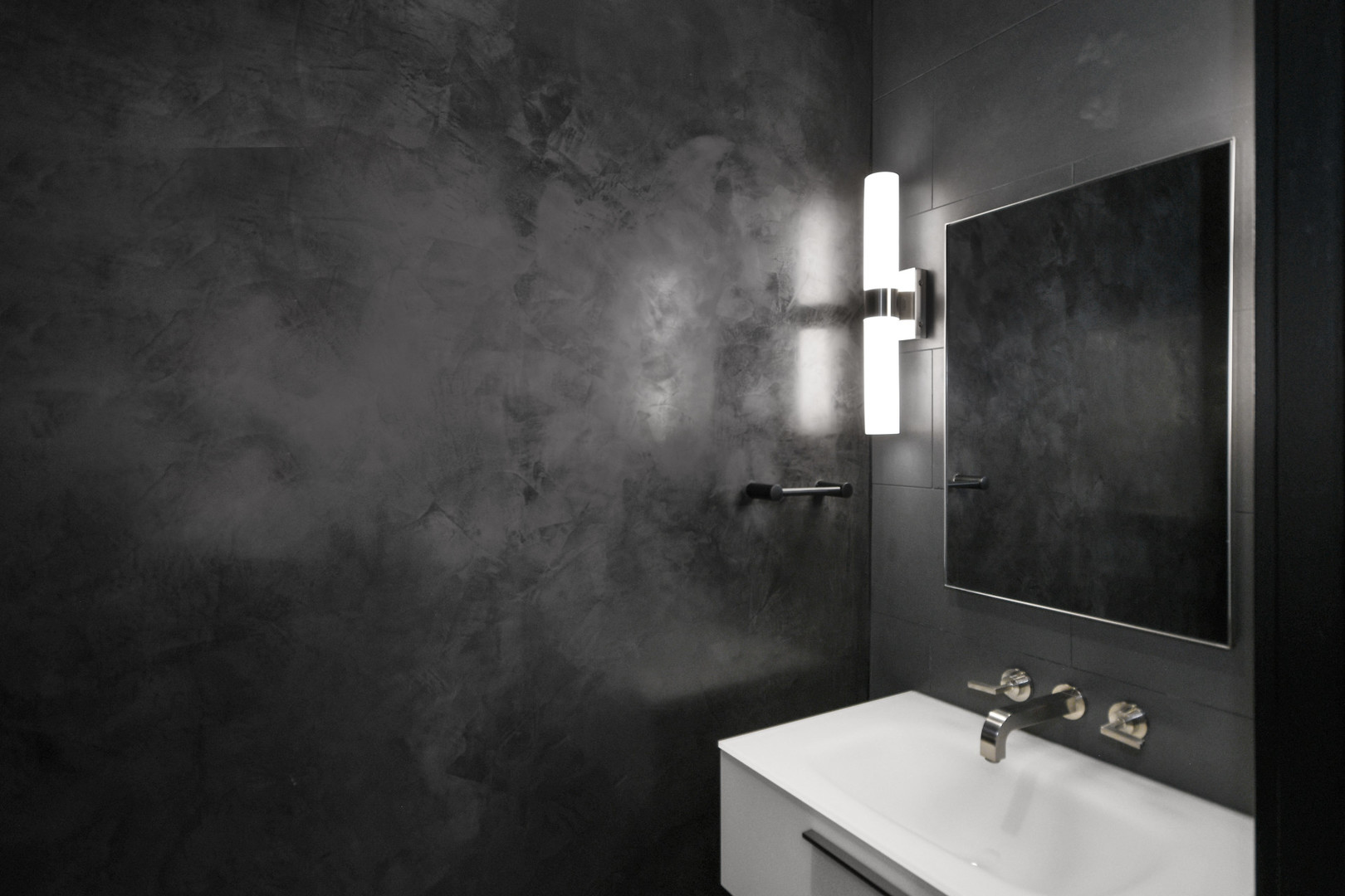 900 West Washington Boulevard, Unit 301 Chicago, IL 60607 - Photo 19 of 22 Gallery Image 19
