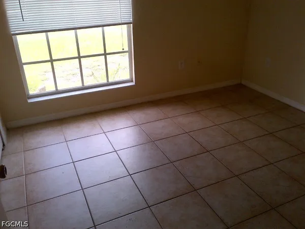 $1,750 | 622 Grant Avenue, Lehigh Acres, FL 33972