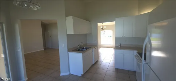 $1,750 | 622 Grant Avenue, Lehigh Acres, FL 33972